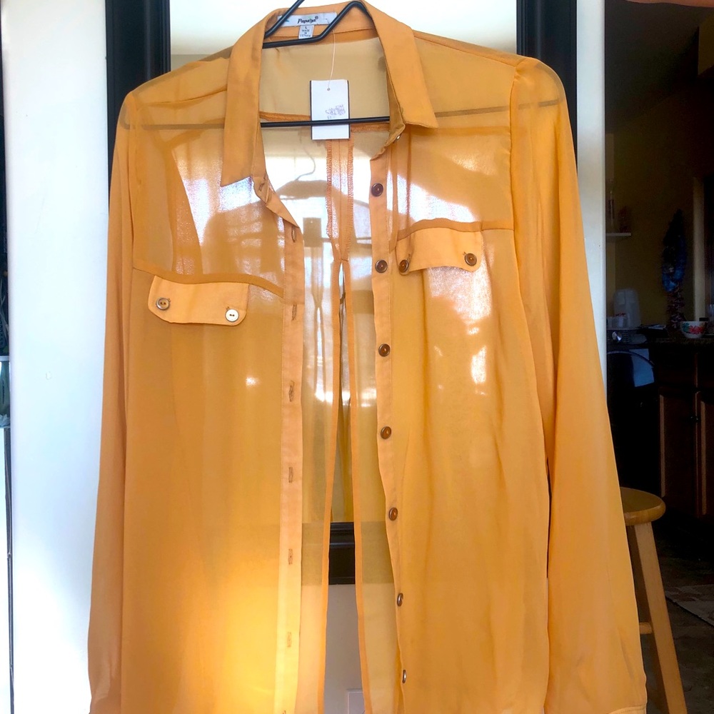 Button down blouse - Picture 2 of 6